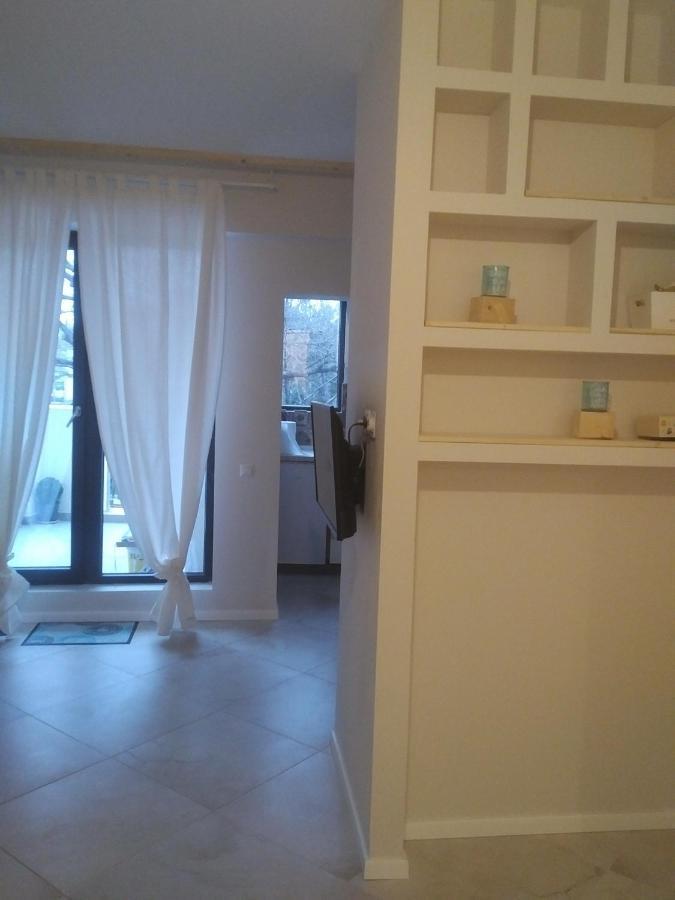 Marina Central Sunshine Studio Apartment Bukares Bagian luar foto