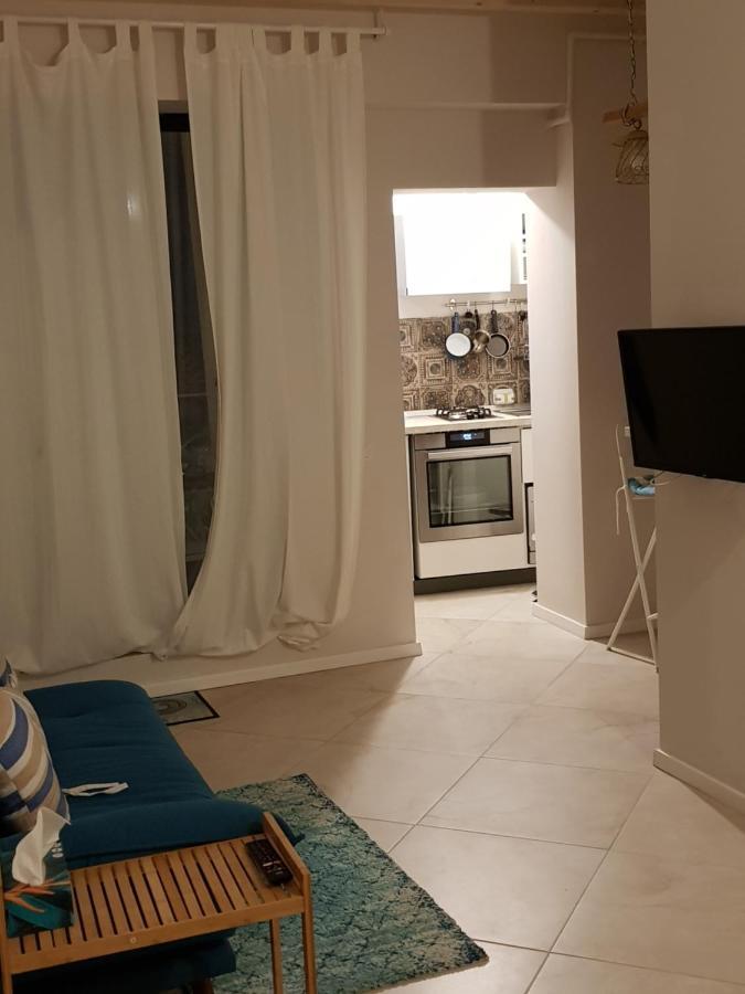 Marina Central Sunshine Studio Apartment Bukares Bagian luar foto